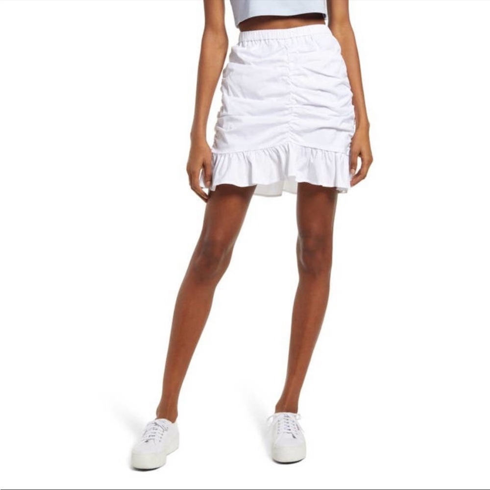 Open edit- white mini skirt!!
